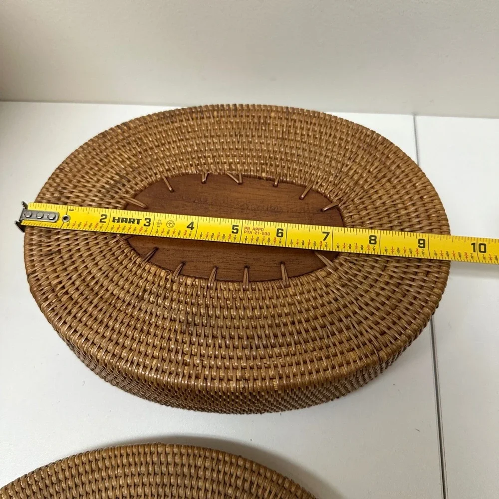Handwoven Rattan Oval Trinket Basket Box Carved Wood Lid Figure Brown 9.5in